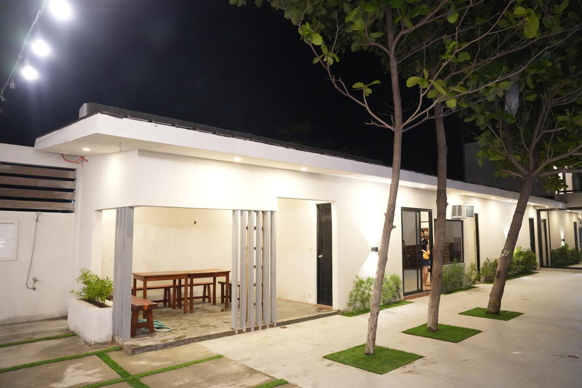 Uno Beach Resort Cayerson Exterior photo